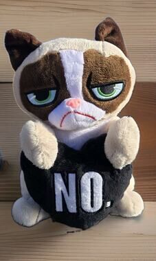 Official Grumpy Cat Plush 9” Black Heart NO Meme Stuffed Toy Hard To Find Style